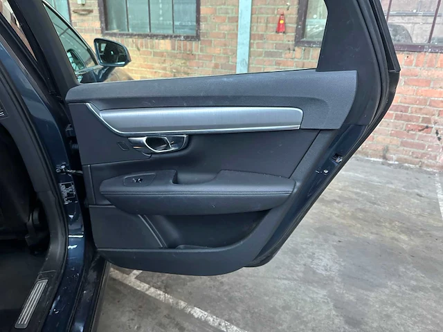 Volvo v90 2.0 t4 momentum pro 190pk 2019, xx-067-j - afbeelding 32 van  47