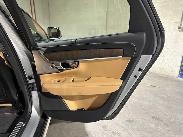 Volvo v90 cross country 2.0 b6 awd pro 299pk 2020, j-525-dk - afbeelding 28 van  45