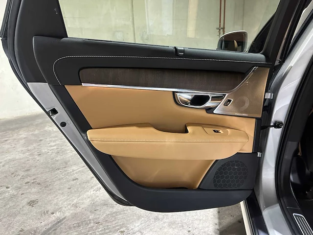 Volvo v90 cross country 2.0 b6 awd pro 299pk 2020, j-525-dk - afbeelding 33 van  45
