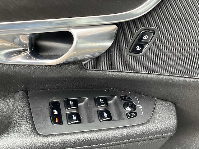 Volvo v90 cross country 2.0 d4 pro 2017 | pr-260-j - afbeelding 2 van  36