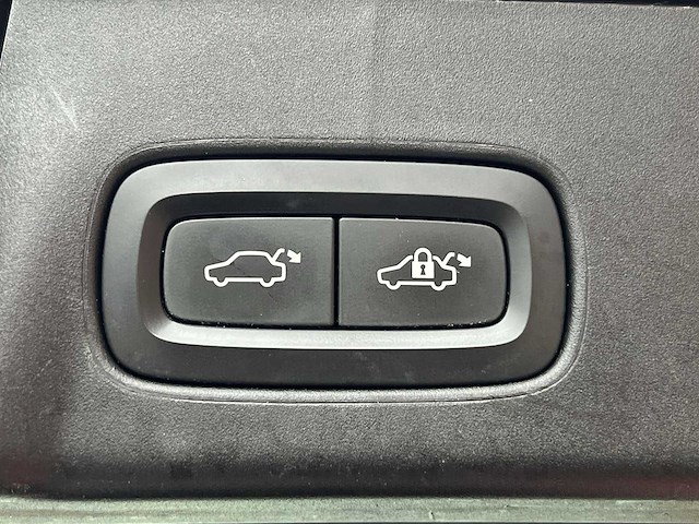 Volvo v90 cross country 2.0 d4 pro 2017 | pr-260-j - afbeelding 20 van  36