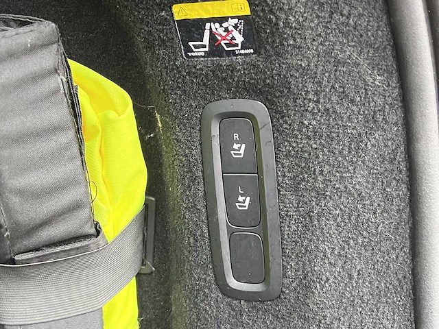 Volvo v90 cross country 2.0 d4 pro 2017 | pr-260-j - afbeelding 30 van  36