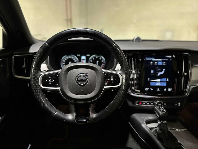 Volvo v90 cross country 2.0 t5 254pk awd geartronic pro 2017, pl-534-n - afbeelding 13 van  54
