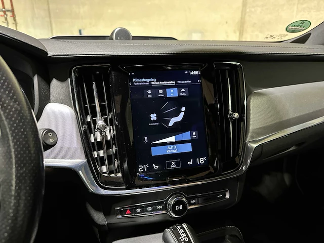 Volvo v90 cross country 2.0 t5 254pk awd geartronic pro 2017, pl-534-n - afbeelding 21 van  54