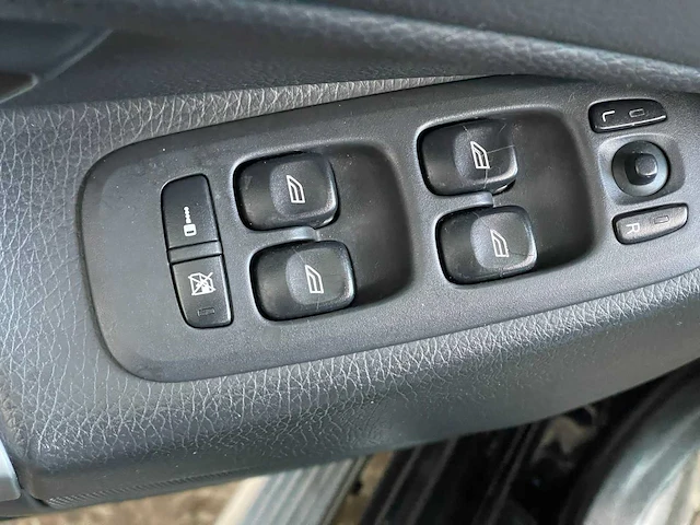 Volvo xc-90 2.5 t summum 209pk 2005, 10-px-th - afbeelding 11 van  36