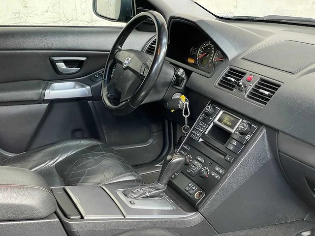 Volvo xc-90 2.5 t summum 209pk 2005, 10-px-th - afbeelding 30 van  36
