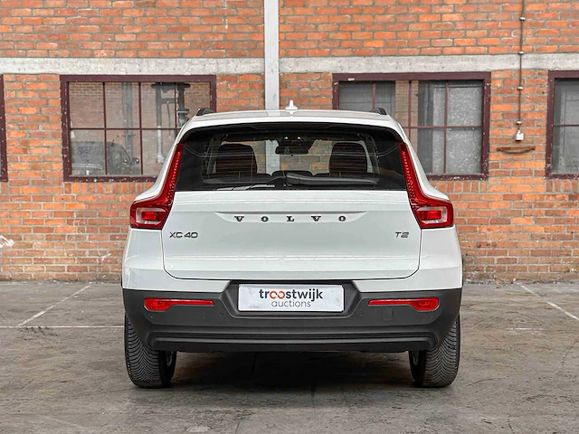 Volvo xc40 1.5 t2 momentum core 129pk 2020, k-978-dx - afbeelding 4 van  39