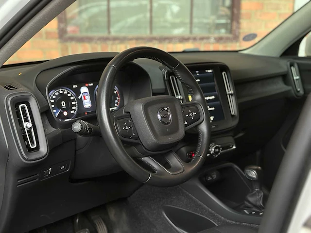 Volvo xc40 1.5 t2 momentum core 129pk 2020, k-978-dx - afbeelding 9 van  39