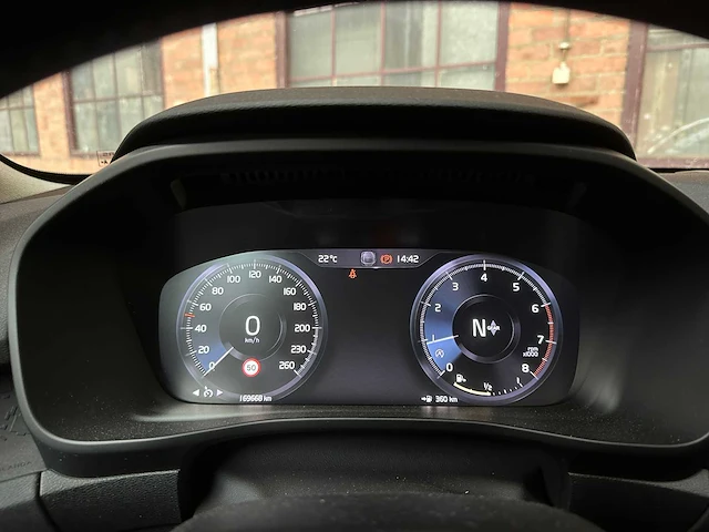 Volvo xc40 1.5 t2 momentum core 129pk 2020, k-978-dx - afbeelding 17 van  39