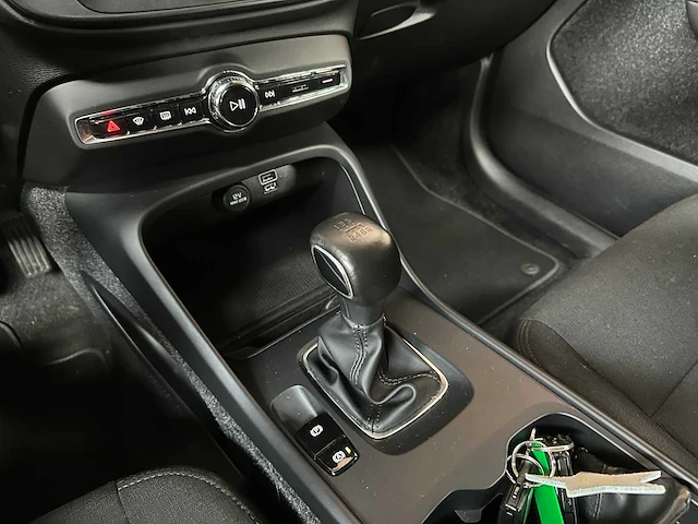 Volvo xc40 1.5 t2 momentum core 129pk 2020, k-978-dx - afbeelding 18 van  39
