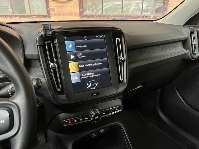 Volvo xc40 1.5 t2 momentum core 129pk 2020, k-978-dx - afbeelding 19 van  39