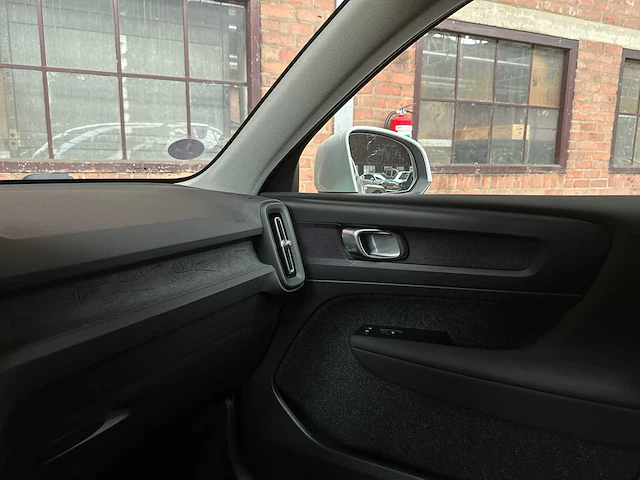 Volvo xc40 1.5 t2 momentum core 129pk 2020, k-978-dx - afbeelding 20 van  39