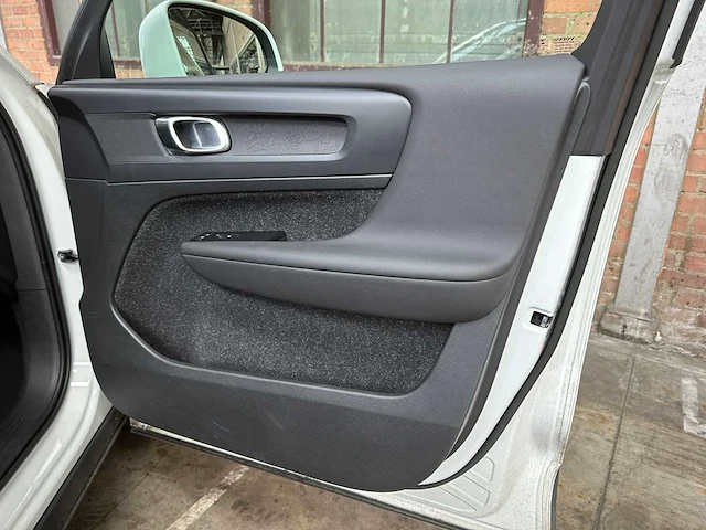 Volvo xc40 1.5 t2 momentum core 129pk 2020, k-978-dx - afbeelding 26 van  39