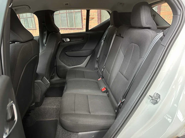 Volvo xc40 1.5 t2 momentum core 129pk 2020, k-978-dx - afbeelding 28 van  39