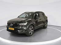 Volvo xc40 1.5 t2 r-design | j-413-lg - afbeelding 1 van  17