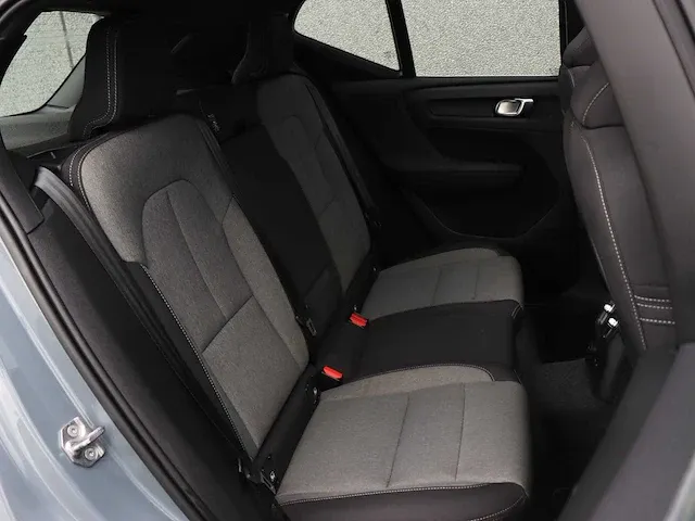 Volvo xc40 1.5 t5 recharge business pro plug-in hybride | l-037-kb - afbeelding 16 van  48