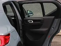 Volvo xc40 1.5 t5 recharge business pro plug-in hybride | l-037-kb - afbeelding 28 van  48