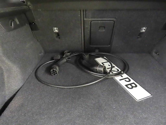 Volvo xc40 recharge p8 awd r-design 2021 | l-121-pb - afbeelding 20 van  23