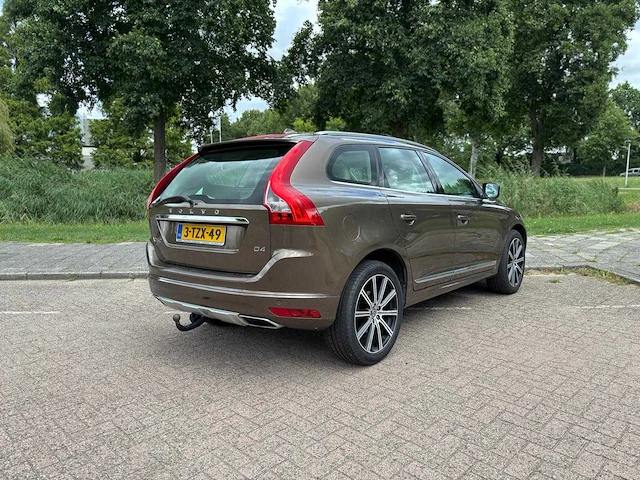 Volvo xc60 - 2.0 d4 fwd summum automaat; 3-tzx-49 - afbeelding 12 van  22