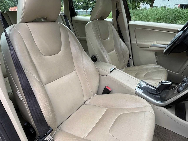 Volvo xc60 - 2.0 d4 fwd summum automaat; 3-tzx-49 - afbeelding 22 van  22