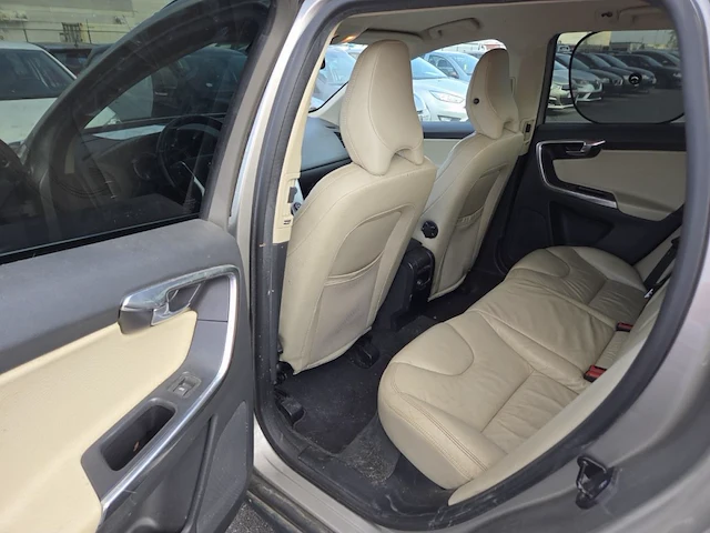 Volvo xc60 2.0 d drive momentum start/stop, 2012 - afbeelding 12 van  49