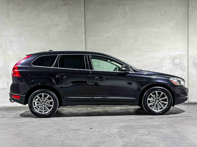 Volvo xc60 2.0 d4 5-cilinder momentum 163pk 2012, kt-999-x - afbeelding 43 van  43