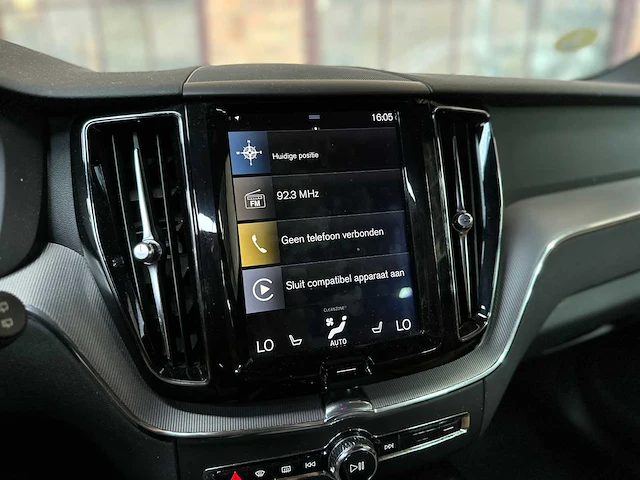 Volvo xc60 2.0 d4 awd inscription 190pk 2018 (origineel-nl), rv-770-d - afbeelding 37 van  65