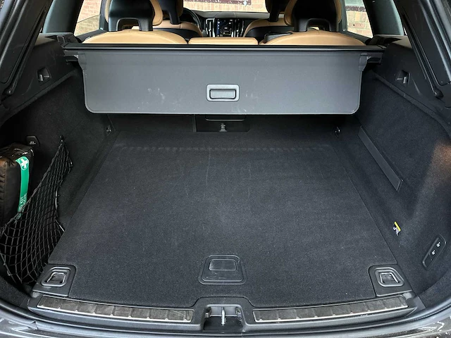 Volvo xc60 2.0 d4 awd inscription 190pk 2018 (origineel-nl), rv-770-d - afbeelding 43 van  65