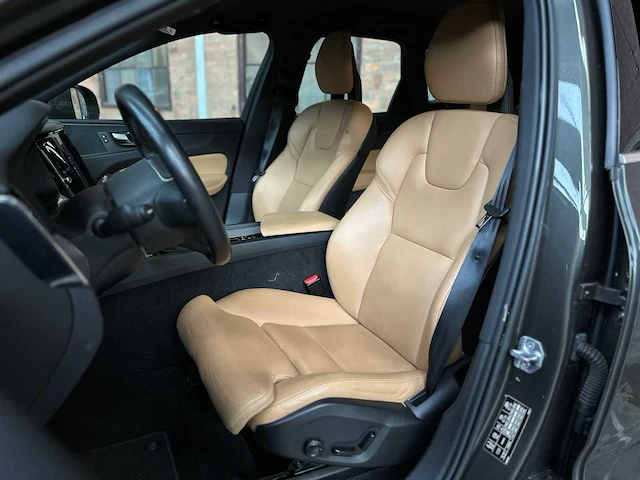 Volvo xc60 2.0 d4 awd inscription 190pk 2018 (origineel-nl), rv-770-d - afbeelding 52 van  65