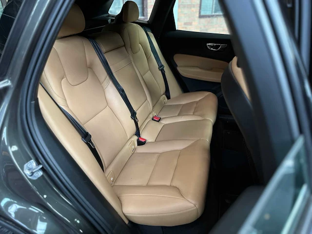 Volvo xc60 2.0 d4 awd inscription 190pk 2018 (origineel-nl), rv-770-d - afbeelding 54 van  65