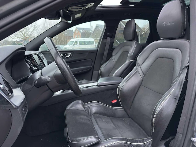 Volvo xc60 2.0 d4 awd inscription car 2019 | n-812-dl - afbeelding 2 van  38