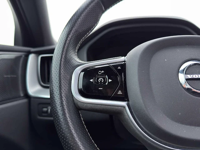 Volvo xc60 2.0 d4 awd inscription car 2019 | n-812-dl - afbeelding 10 van  38