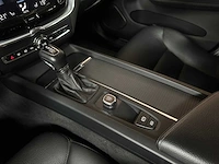 Volvo xc60 2.0 d4 awd momentum 190pk 2017, p-666-db - afbeelding 20 van  54