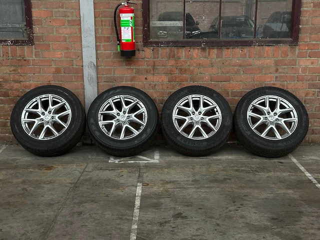 Volvo xc60 2.0 d4 awd momentum 190pk 2017, p-666-db - afbeelding 38 van  54