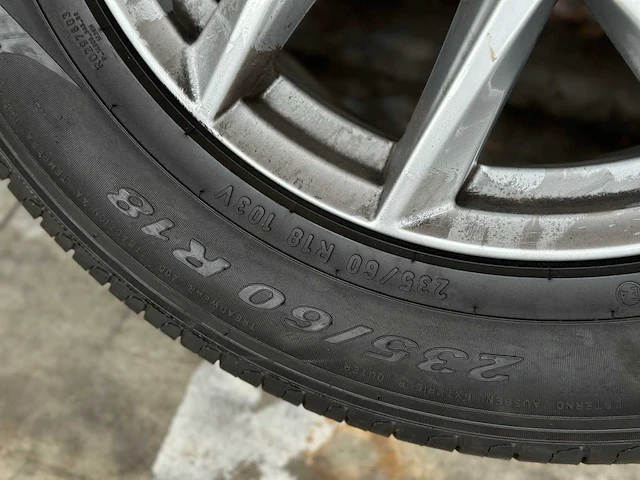 Volvo xc60 2.0 d4 awd momentum 190pk 2017, p-666-db - afbeelding 47 van  54