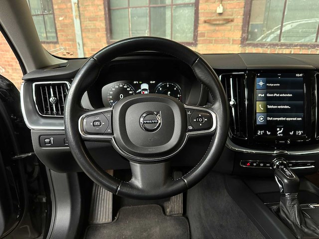 Volvo xc60 2.0 d4 awd momentum 190pk 2017, p-666-db - afbeelding 13 van  54