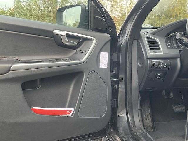 Volvo xc60 2.0 d4 fwd summum 2014 | nn-745-n - afbeelding 13 van  31