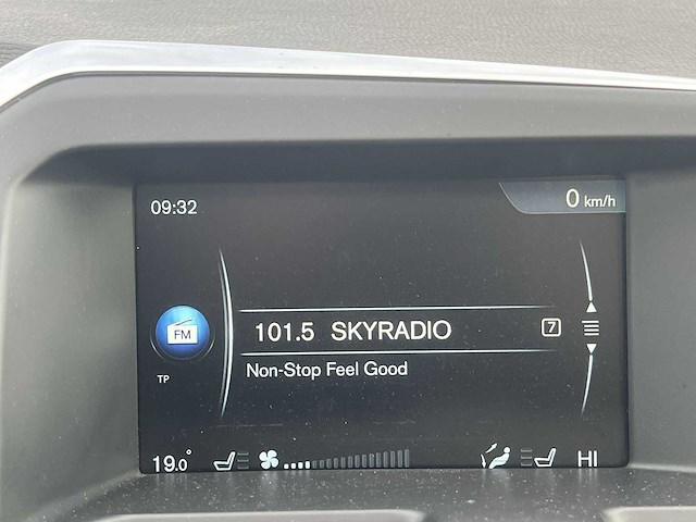 Volvo xc60 2.0 d4 fwd summum 2014 | nn-745-n - afbeelding 17 van  31