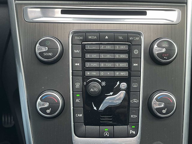 Volvo xc60 2.0 d4 fwd summum 2014 | nn-745-n - afbeelding 20 van  31