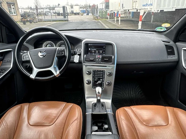 Volvo xc60 2.0 d4 summum car 2013 | 1-krj-96 - afbeelding 20 van  29