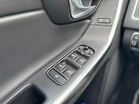 Volvo xc60 2.0 t5 fwd ocean race automaat; gr-876-h - afbeelding 8 van  19