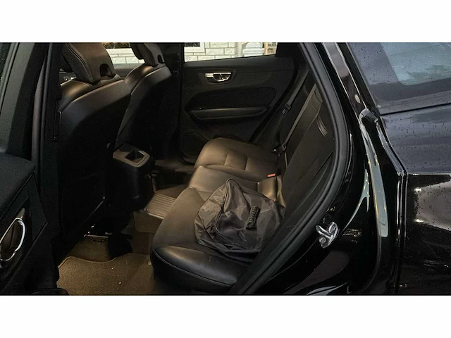 Volvo xc60 2.0 t8 te awd inscription | l-603-np - afbeelding 5 van  17