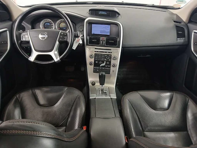Volvo xc60 2.4 d5 awd summum , ; 31-kbb-1 - afbeelding 23 van  23