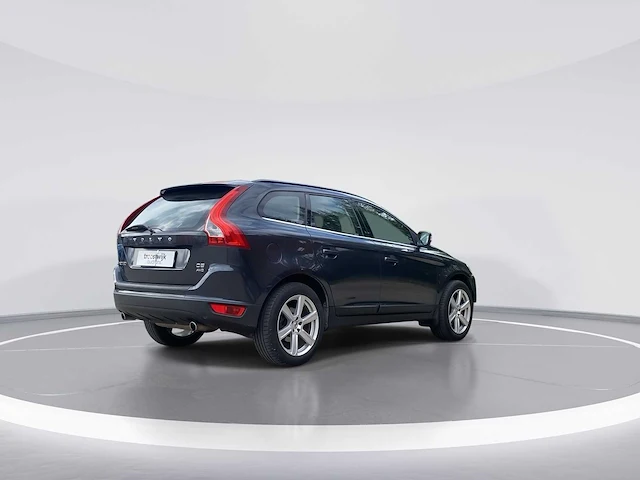 Volvo xc60 2.4 d5 awd summum | 48-tpt-1 - afbeelding 33 van  36