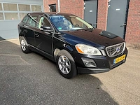 Volvo xc60 2.4 momentum - personenauto - afbeelding 7 van  13