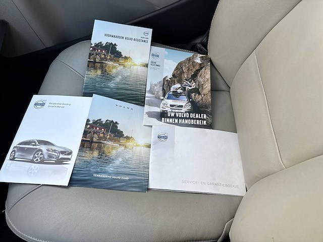 Volvo xc70 2.0 d4 fwd nordic+ 2014 | 6-xjr-85 - afbeelding 11 van  24