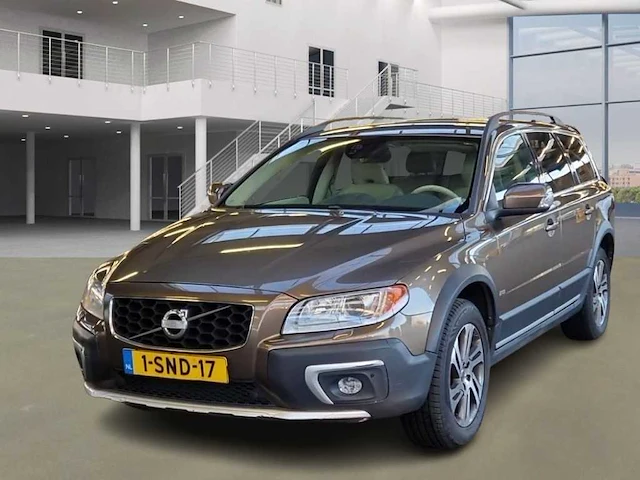 Volvo xc70 2.0 d4 fwd nordic automaat; 1-snd-17 - afbeelding 1 van  20