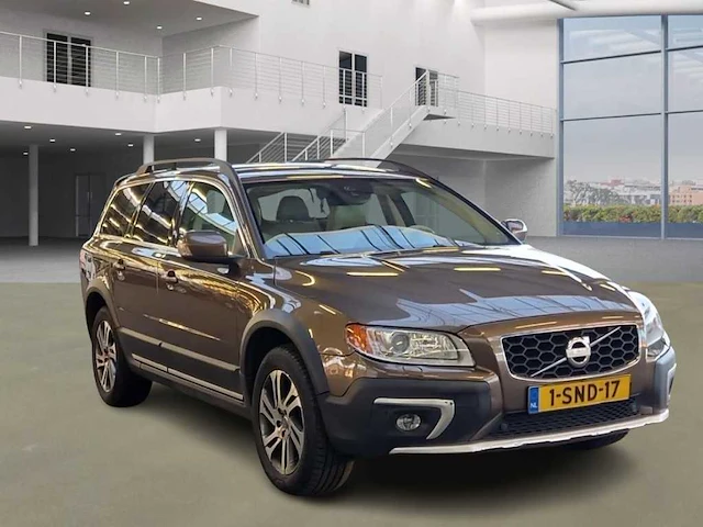 Volvo xc70 2.0 d4 fwd nordic automaat; 1-snd-17 - afbeelding 15 van  20