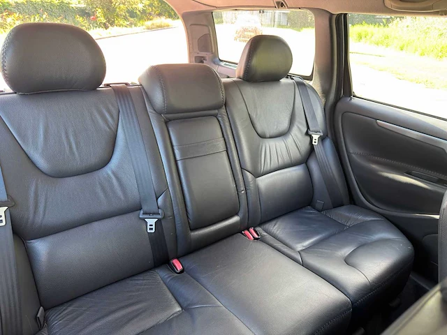 Volvo xc70 2.4 d5 automaat, 35-xl-jh - afbeelding 10 van  18