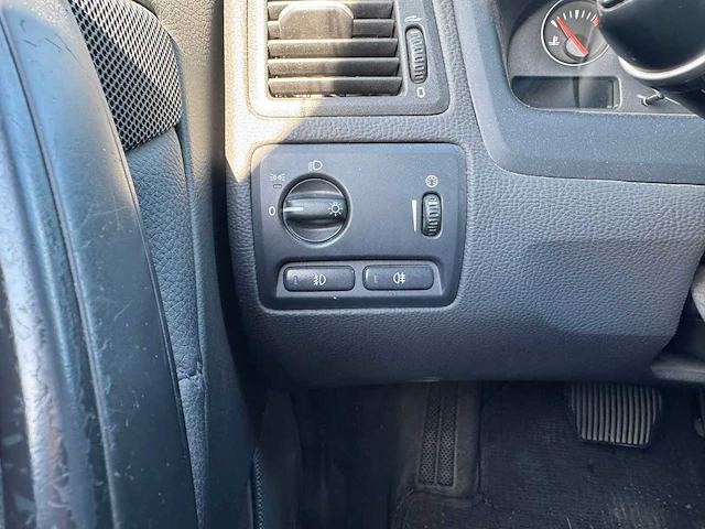 Volvo xc70 2.4 d5 automaat, 35-xl-jh - afbeelding 15 van  18